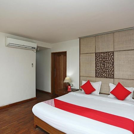 Hotel Oyo 27008 Paradise Gateway Srīnagar Exterior foto