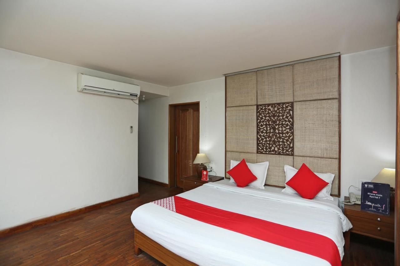 Hotel Oyo 27008 Paradise Gateway Srīnagar Exterior foto